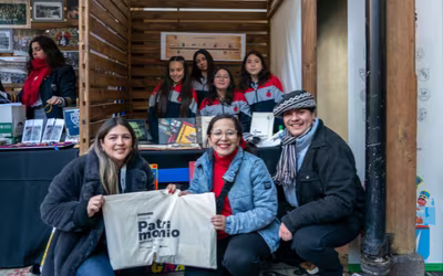 La historia del Colegio San Ignacio en la primera Feria de Patrimonios Escolares