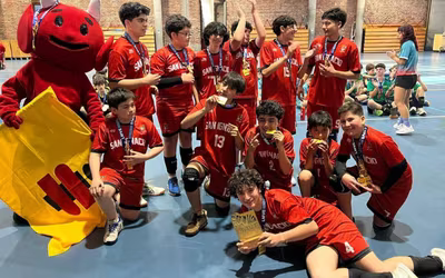 Cartelera Deportiva: San Ignacio Campeón Liga Metropolitana en la categoría "Copa de Plata" Voleibol