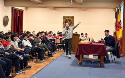 Claudio Jorquera: de las canchas del Colegio San Ignacio al básquetbol internacional.