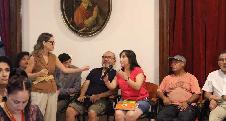 Invitación a reunión online: construyamos juntos un colegio más seguro.