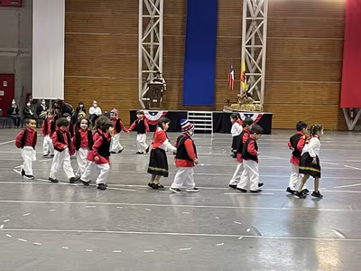 Danzas Folclóricas Pre Kínder y Kínder