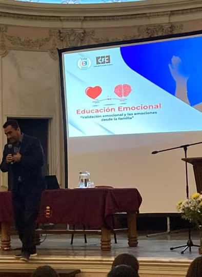 Reunión de Apoderados Formativa "En Comunidad Cuidamos Nuestras Emociones"