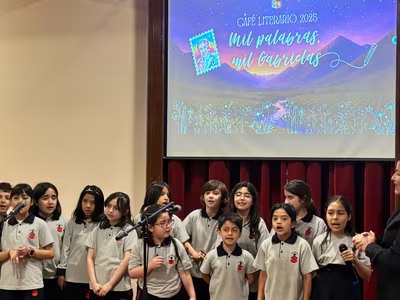 Homenaje a Gabriela Mistral: Café Literario 2025