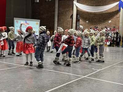 Danzas Folclóricas 1° y 2° Básico