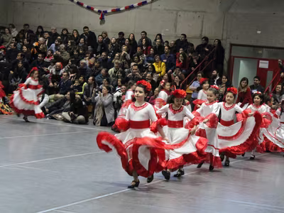 Bailes Folclóricos - Primer Ciclo