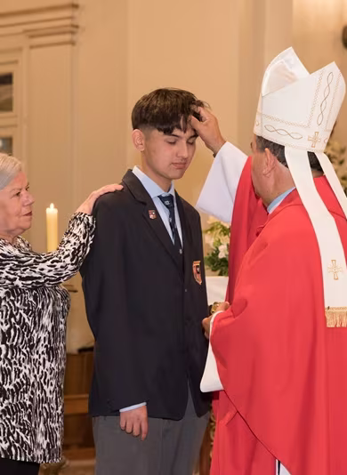 Sacramento de la Confirmación III° Medios