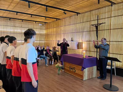 Ceremonia de envío: Experiencia de Hospedería IV°Medios