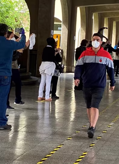 "El Pasillo" IVº Medios