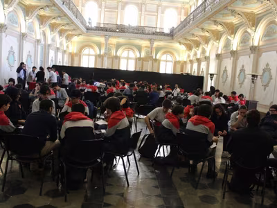 Cabildo en el Colegio San Ignacio.-