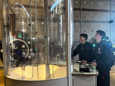 Electivo de Geometría 3D visita el MIM