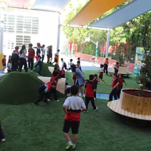 Nuevo patio en el Colegio