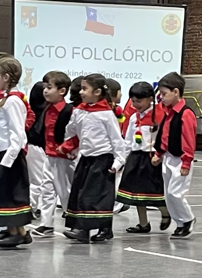 Danzas Folclóricas Pre Kínder y Kínder