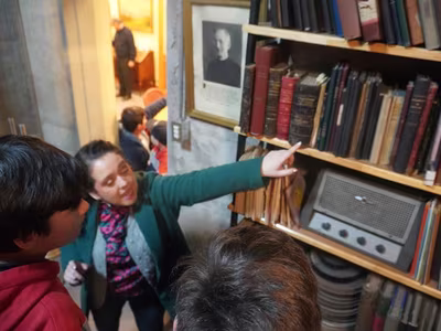 Visita Archivo del Colegio - 5° Básicos.