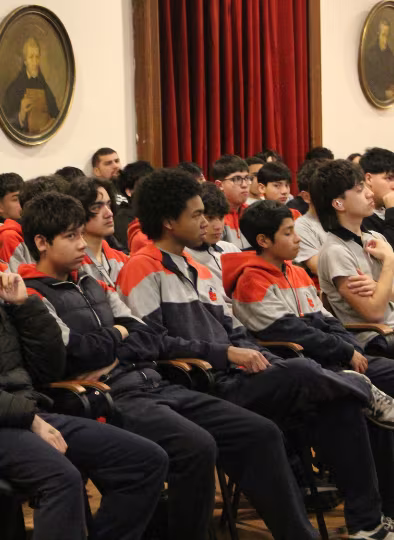 Charla Deportiva - II°Medios: Claudio Jorquera de las canchas del Colegio San Ignacio al básquetbol