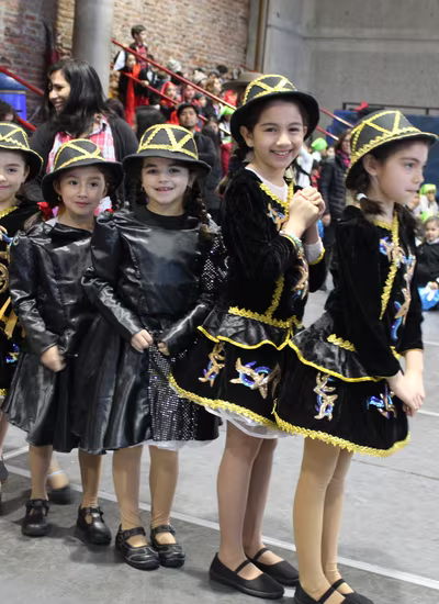 Bailes Folclóricos - Primer Ciclo