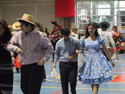 Bailes Folclóricos PK a 1° Básico y IV° Medios I