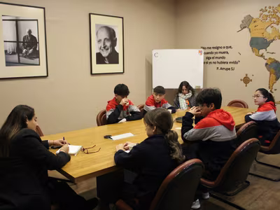 Visita Centro de Prevención de Abusos y Reparación al Colegio San Ignacio