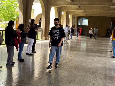 "El Pasillo" IVº Medios