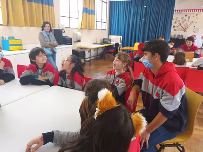 Estudiantes de Intercambio Cuentan cuentos.
