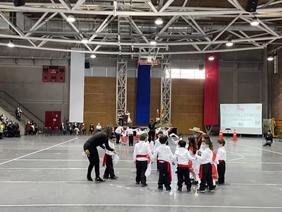 Danzas Folclóricas Pre Kínder y Kínder