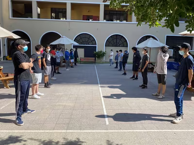 IVº Medios vuelven al Colegio...