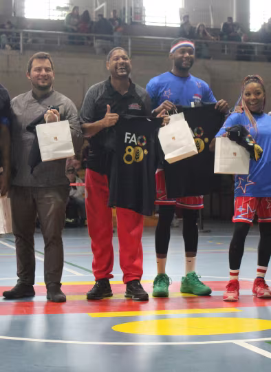 Harlem Globetrotters en el Colegio San Ignacio
