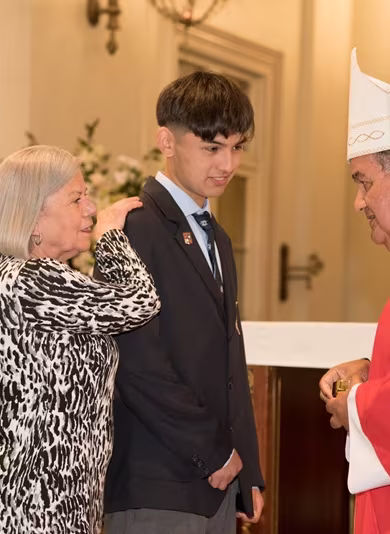 Sacramento de la Confirmación III° Medios