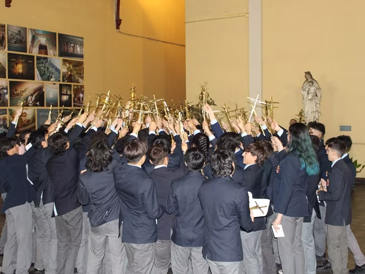Misa Entrega de Cruces - IV° Medios 2023