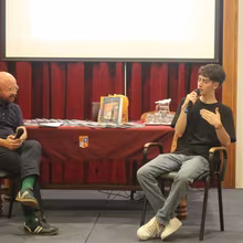 Lanzamiento de fotolibro "Entre el pasillo y la cancha"