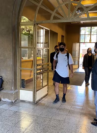 IVº Medios vuelven al Colegio...