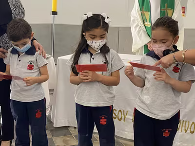 Ceremonia Imposición de Insignias Kínder C