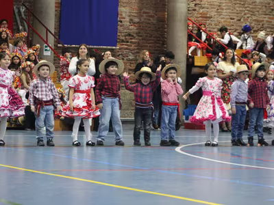 Bailes Folclóricos PK a 1° Básico y IV° Medios III