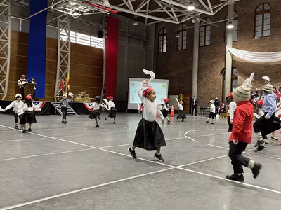 Danzas Folclóricas 1° y 2° Básico
