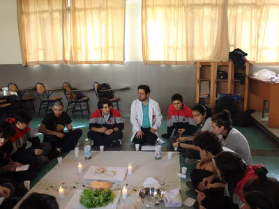 Última Cena, Estudiantes Mayores