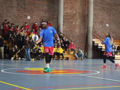 Harlem Globetrotters en el Colegio San Ignacio