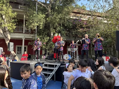 Día de las y los estudiantes 1.