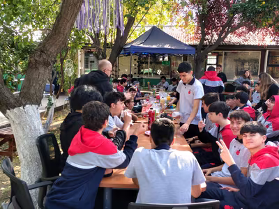 Llevando esperanza: Jóvenes en Misión Pascual