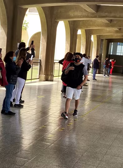 "El Pasillo" IVº Medios