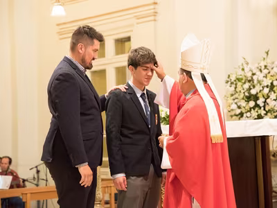 Sacramento de la Confirmación III° Medios