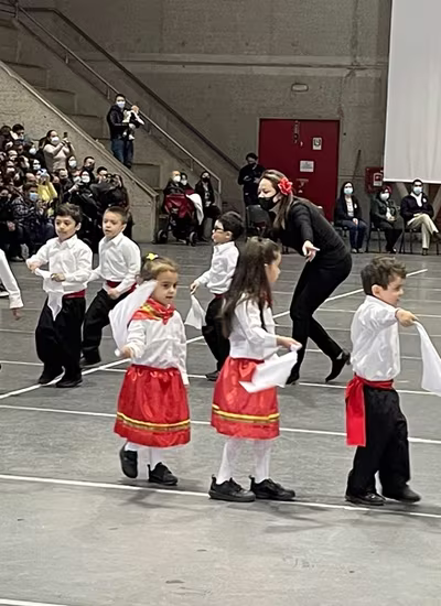 Danzas Folclóricas Pre Kínder y Kínder