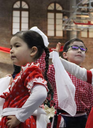 Bailes Folclóricos Pre Kínder a 4° Básico