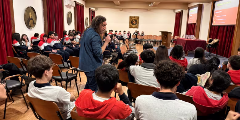 David Peralta, escritor y exalumno: Historias que inspiran nuevas historias