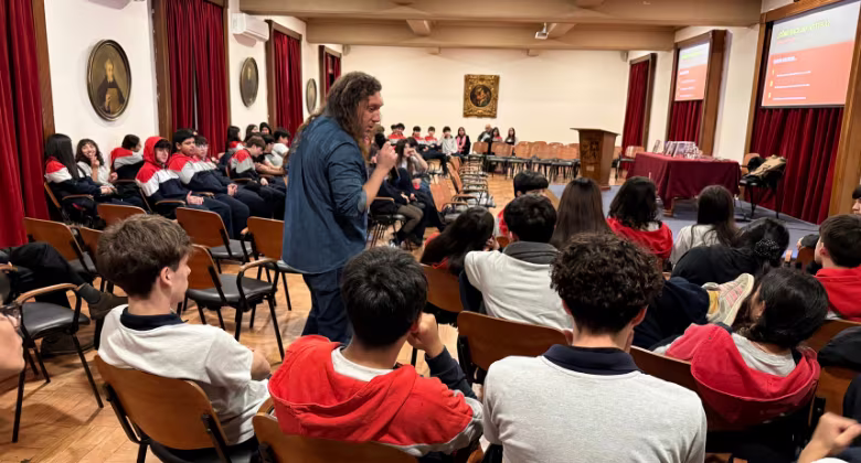 David Peralta, escritor y exalumno: Historias que inspiran nuevas historias