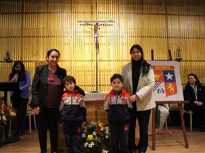 Liturgia Imposición de Insignia Kínder