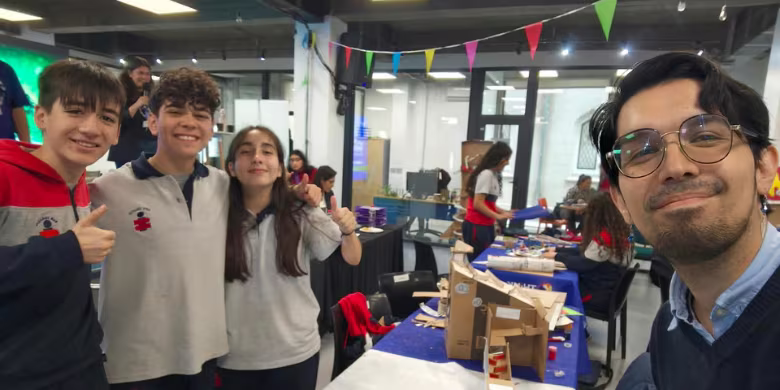 Colegio San Ignacio se corona bicampeón del Eco Marble Challenge