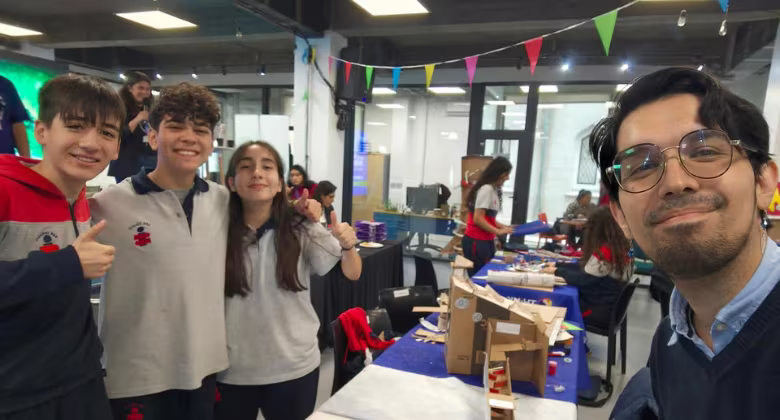 Colegio San Ignacio se corona bicampeón del Eco Marble Challenge