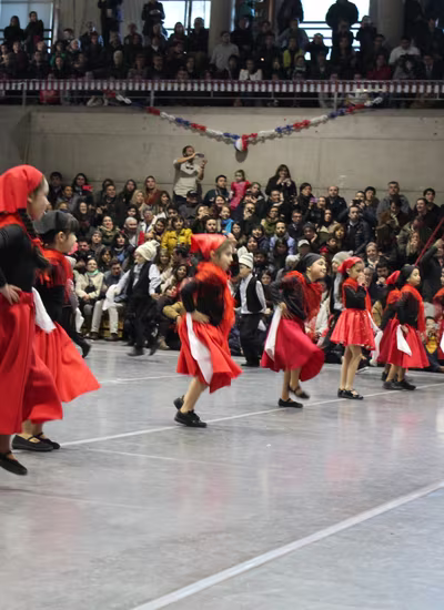Bailes Folclóricos - Primer Ciclo