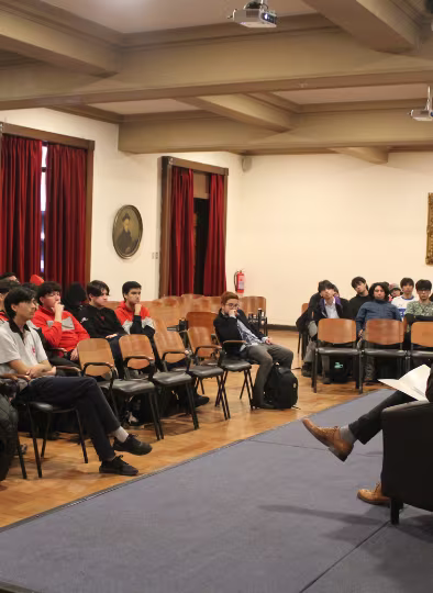 Charla vocacional con Fernando Paulsen