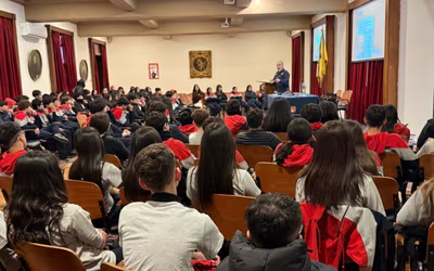 Estudiantes reflexionan junto a la PDI sobre convivencia y violencia escolar