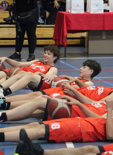 Harlem Globetrotters en el Colegio San Ignacio